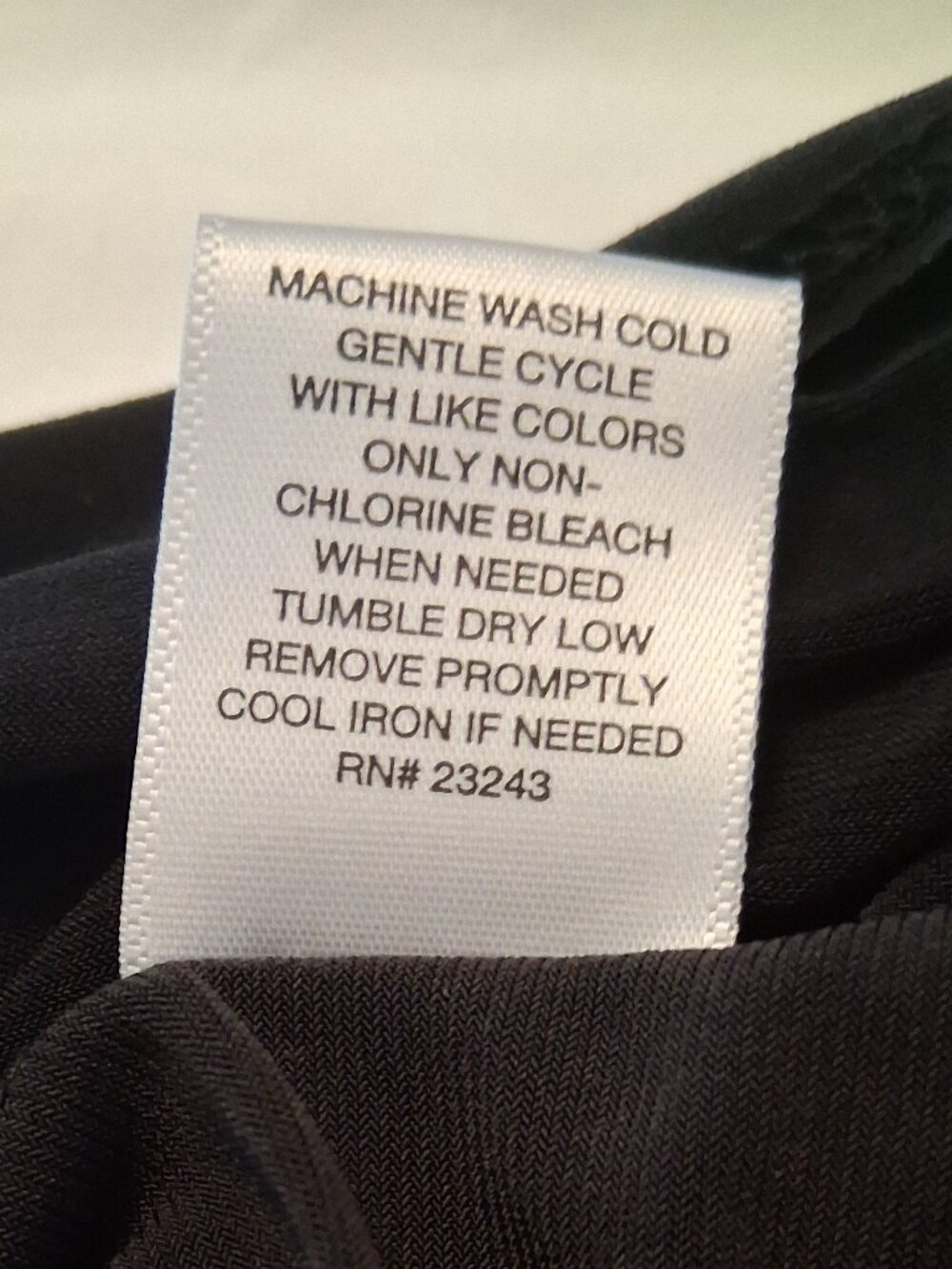 Black Sleeveless Keyhole Neck Blouse Women's Classic Career Office Minimalist To - Picture 6 of 8